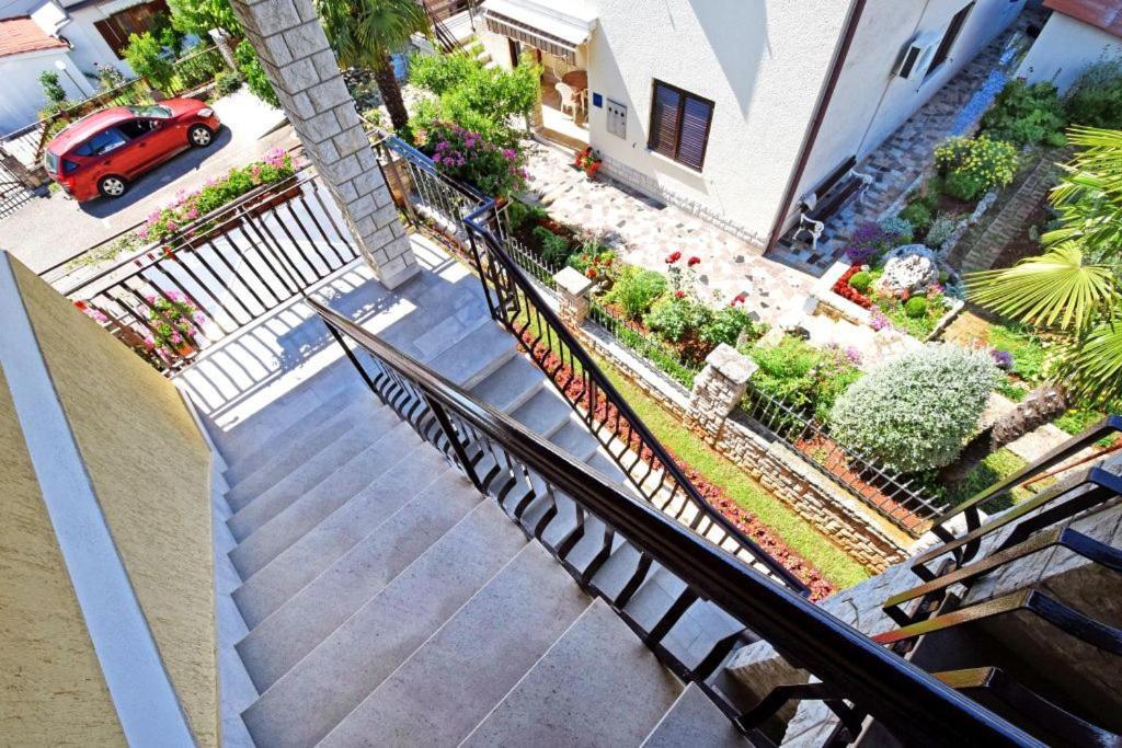 Apartments And Rooms Branka Новиград Екстериор снимка
